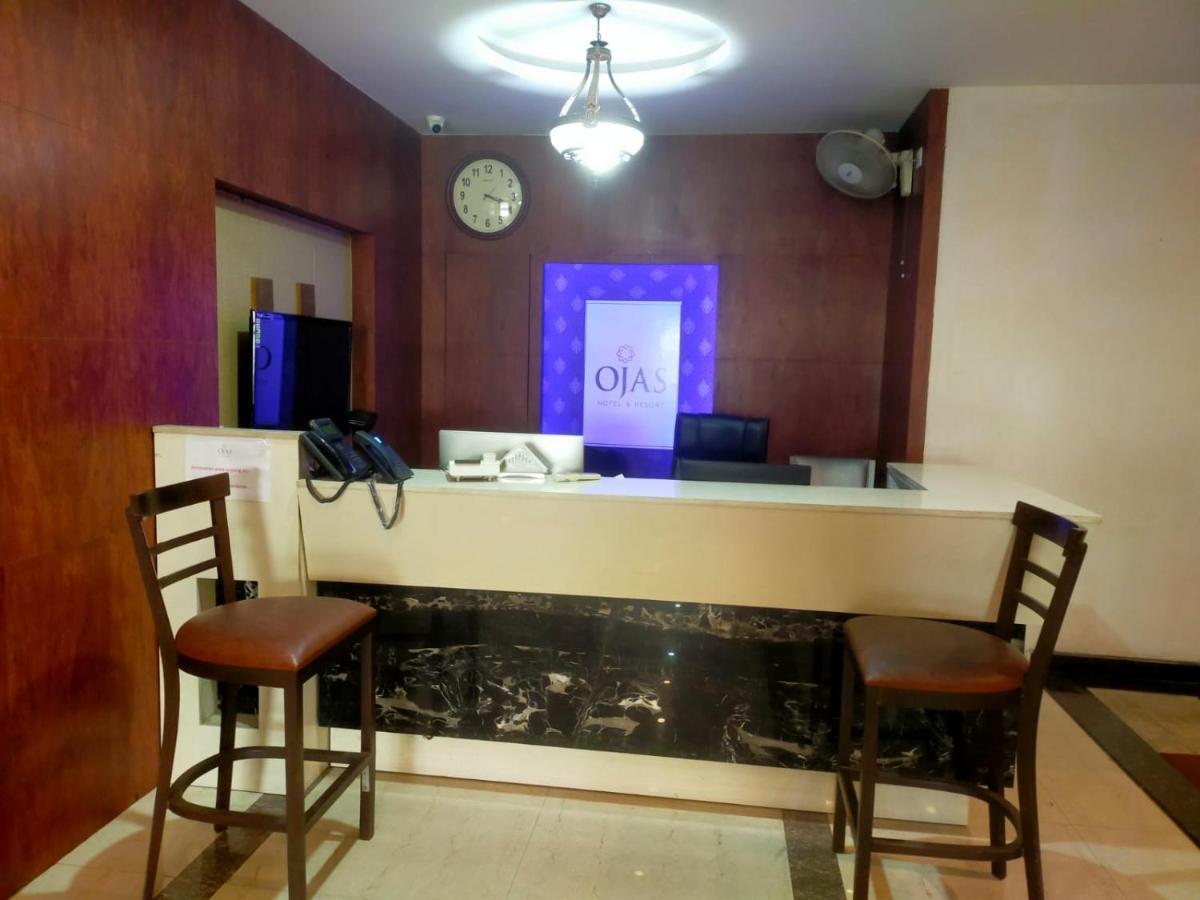 Ojas Hotel & Resort Durgāpur Buitenkant foto